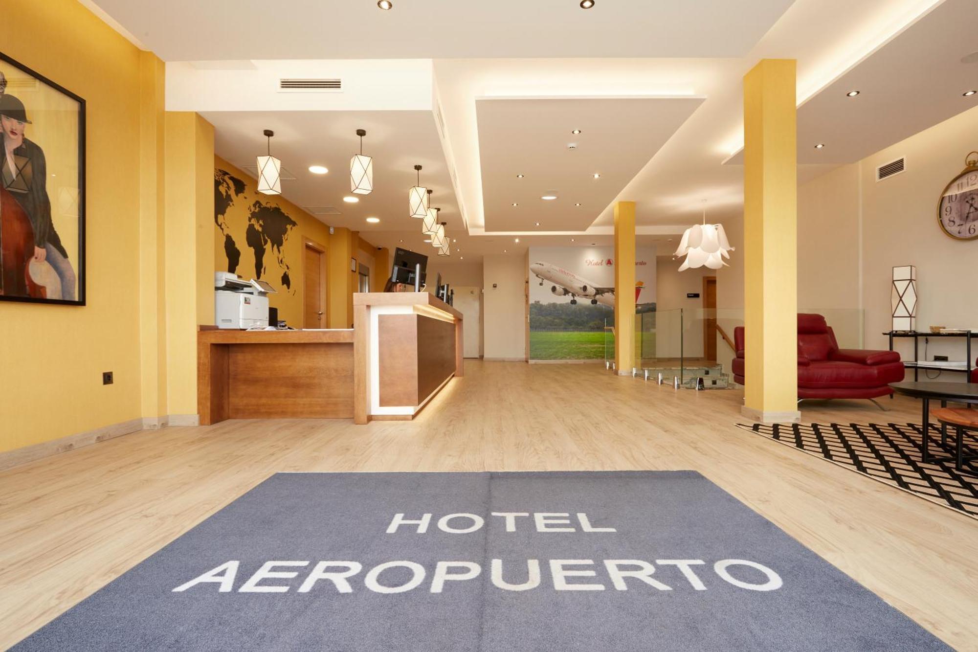 Hotel Arias Aeropuerto Santiago Del Monte Luaran gambar