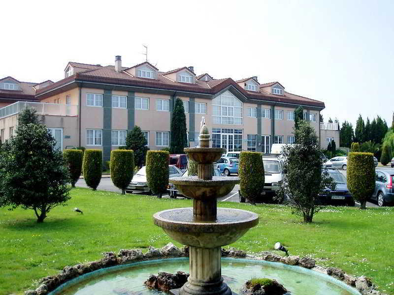 Hotel Arias Aeropuerto Santiago Del Monte Luaran gambar